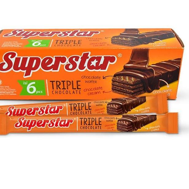 

ㅨ SUPERSTAR WAFER TRIPLE CHOCOLATE SNACK MAKANAN RINGAN BISKUIT KRIM COKLAT (1 BOX ISI 12 PCS) ヴ