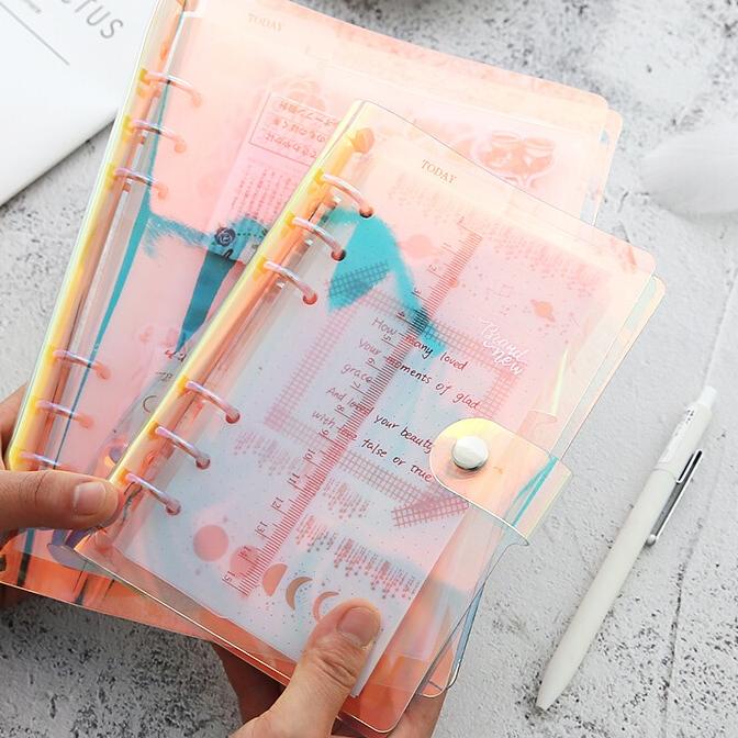 

Telah Hadir ❤️Binder Cover Transparan Daisy A6 6Ring Soft Shell PVC Hand Account Book Notebook``