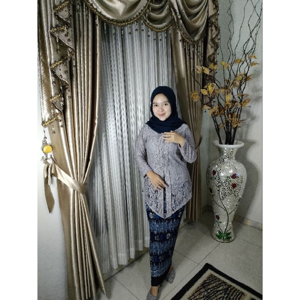 KEBAYA NRUKAT kebaya modern