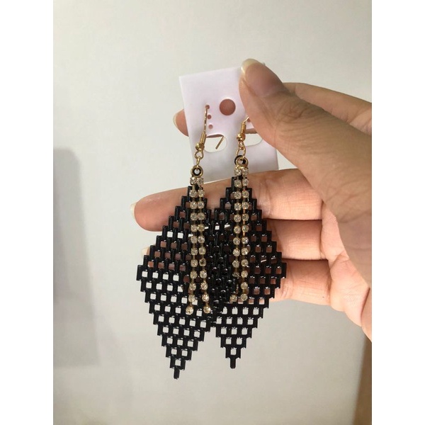 Anting² Imitasi import, Ringan, Panjang ,Hiasan Telinga, Aksesoris Tambahan Berkebaya