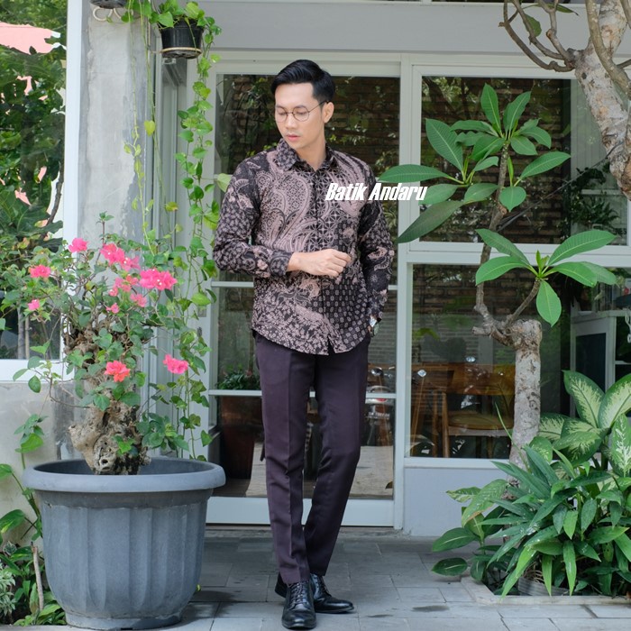 Baju Batik Pria Slim Fit Lengan Panjang Modern Bahan Katun Primisima Kualitas Premium Motif Burung Warna Hitam