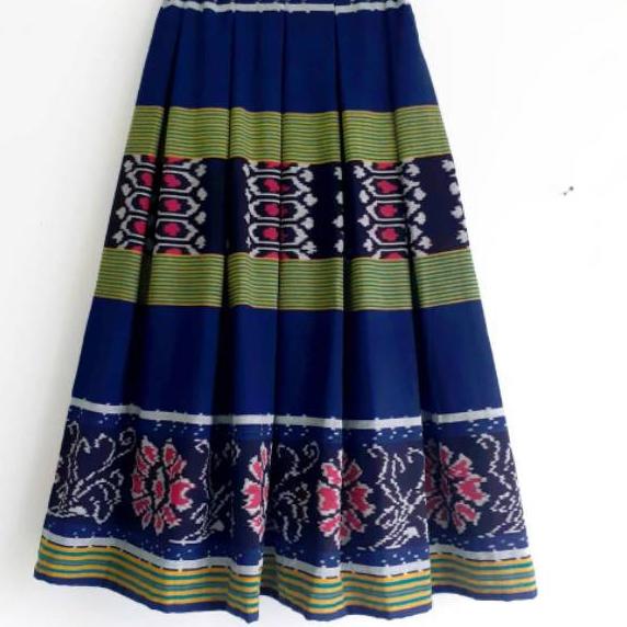 Booming Rok Tenun Ikat Troso ( Kain Blangket Motif Sumba, Toraja, Kalimantan dan Ntt