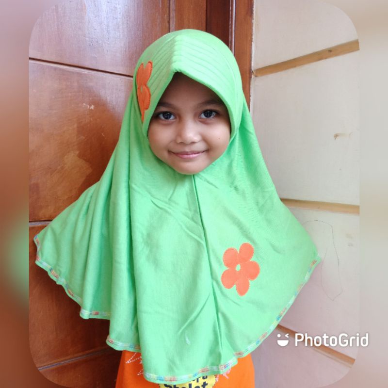 JILBAB ANAK VANYA SD.  BERGO KAOS /JILBAB INSTAN/jilbab anak.