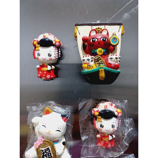 Maneki neko Magnet Mini  / Manekoneki Magnet / Manekineko Magnet Kulkas / Kucing Hoki Magnet