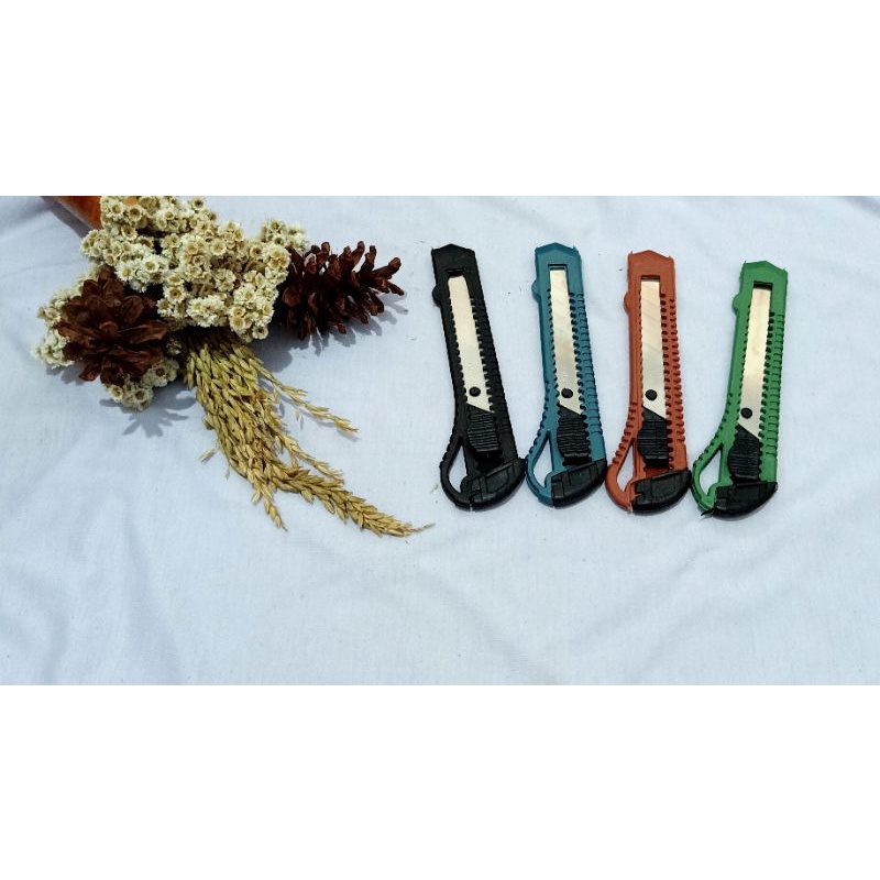 

PISAU CUTTER BESAR/ ALAT PEMOTONG/CUTTER MURAH