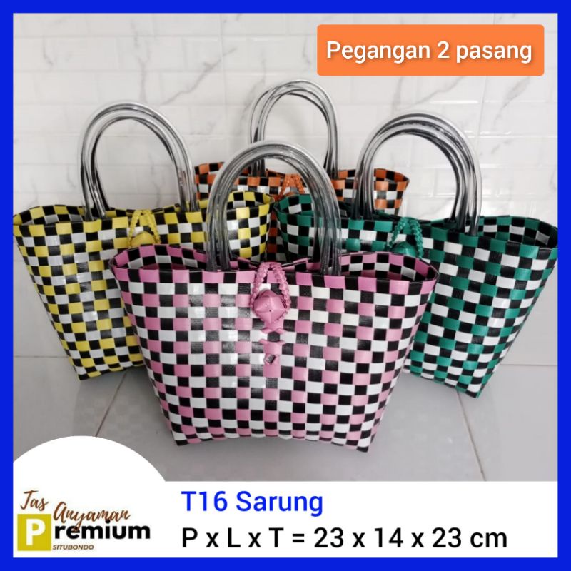 (T16) Sarung 23x14x23 cm Tas Anyaman Premium Situbondo/Souvenir/Tas Hajatan