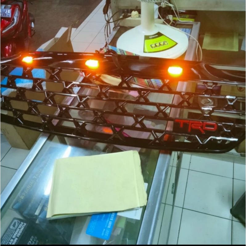 grill depan / front grill fortuner VNT 2012-2015 LED