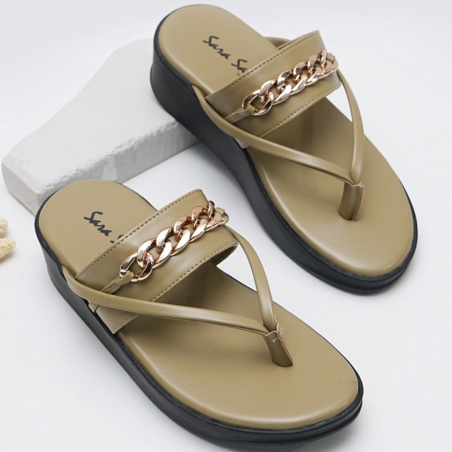 SARASARA YUK - MIRZA Sandal Wanita Jepit Casual Size 36 - 40 Model Chain Sendal Japit Cewek Bahan Kulit untuk Jalan Pergi Santai Slop Warna Olive Hijau Capit Rumah Tidak Licin Premium Original Sara Sara Kekinian Terbaru Shoes ORI Mall Official Store