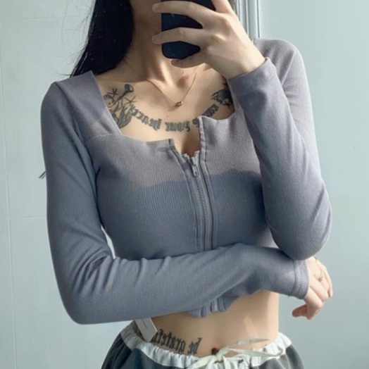 【AMY J】Square Neck Long Sleeve Zip Up Hanky Hem Crop Top 7062 （S/M/L）