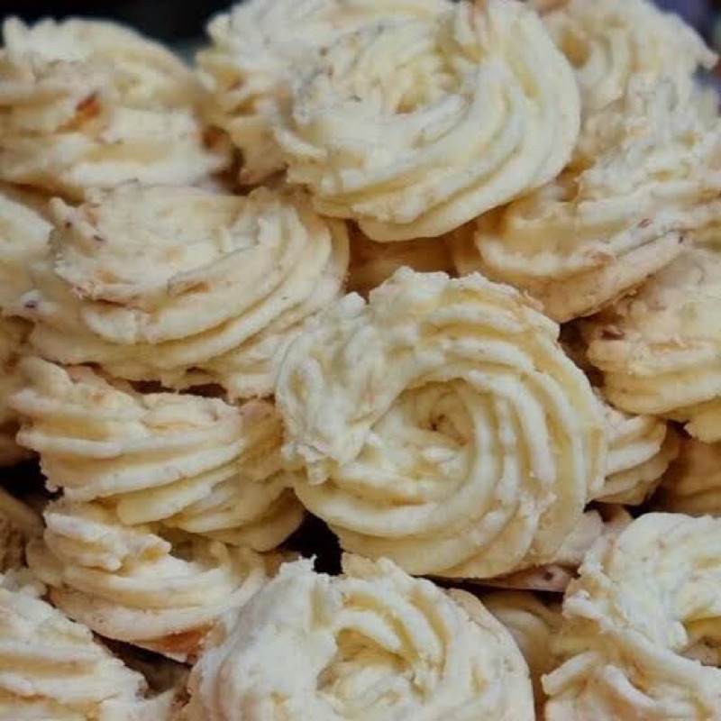 

SAGU KEJU PUSPITA 500gr (CEMILAN GROSIR SNACK KILOAN)