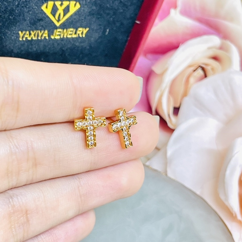 Anting tusuk salib permata gold Yaxiya