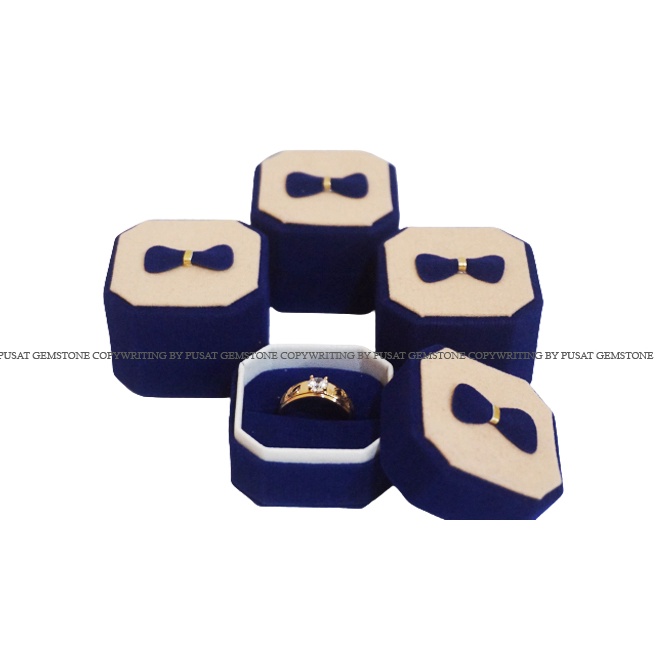 Kotak Perhiasan / Kotak Cincin Bludru Box Velvet Bisa untuk 2 Cincin