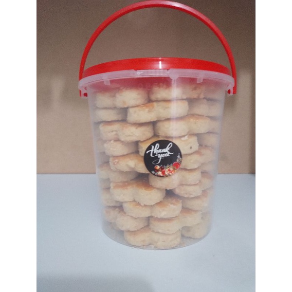 

KUE KACANG Spesial home made kemasan Ember