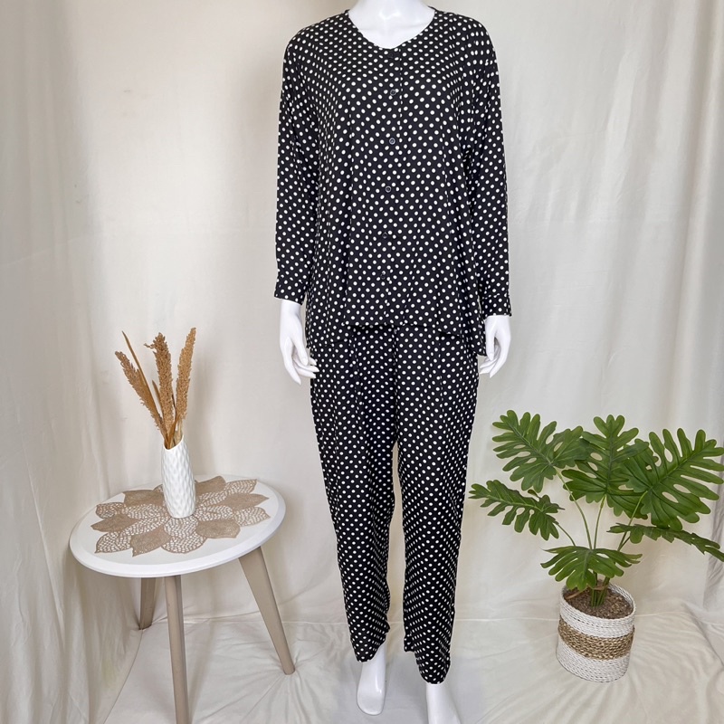 LiviGift Piyama Chiara Series - Polkadot Hitam / Baju Tidur One Set Wanita Lengan Panjang