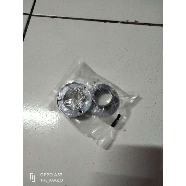 bracket tembok gorden 1pasang