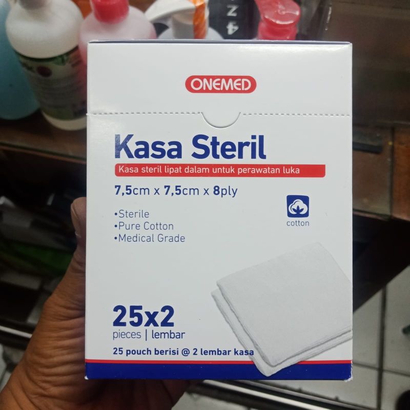 KASA STERIL ONEMED 7,5cm x 7,5cm 8ply isi 25pouch@2lembar