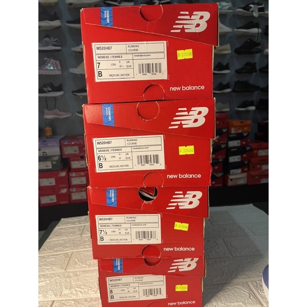 Sepatu Running New Balance W520HB7