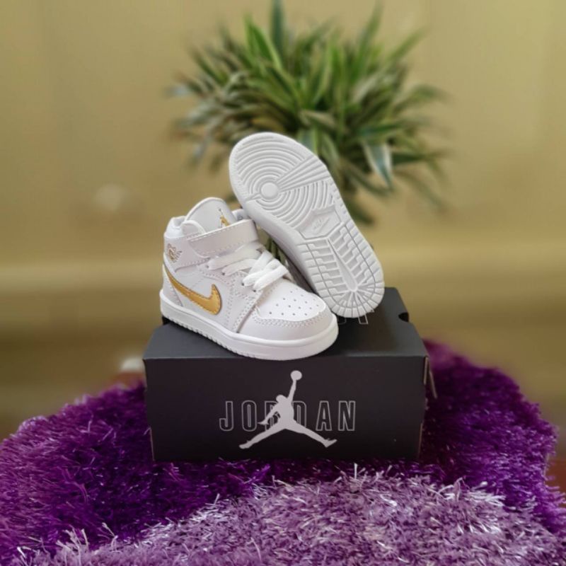 Sepatu Anak Laki Laki Perempuan High White List Gold Kids