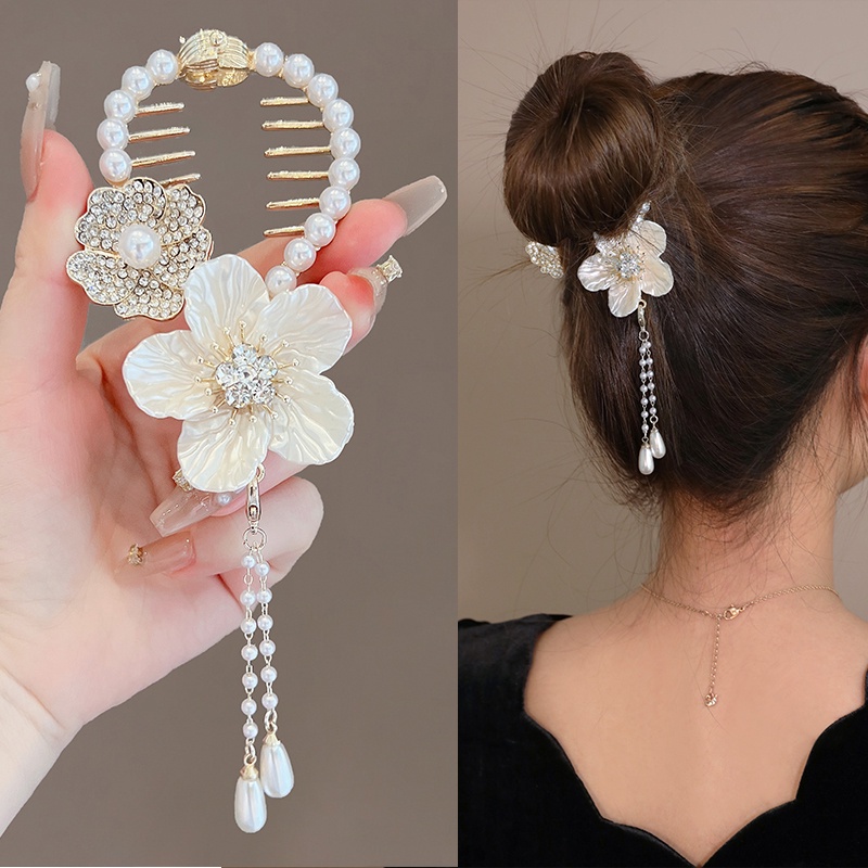 Exquisite Bud Hair Claw Gadis Aksesoris Rambut Wanita Elegan Korea INS Style Hairpin Ponytail Holder Camellia Mutiara Rumbai Rambut Klip Hiasan Kepala Rambut Pin Vintage Wanita