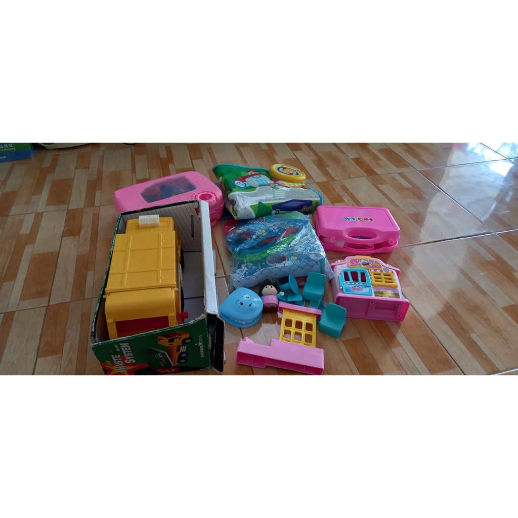 Mobil Daesung (Truck Sampah)