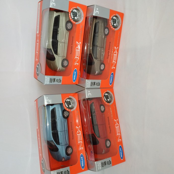 Die-Cast Welly Nex Toyota Kijang Innova