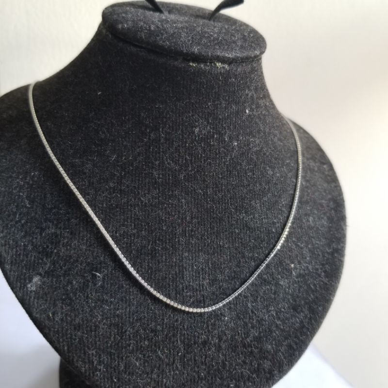 Kalung Santa Polos Koleksi Josean Emas Asli Putih Kadar 750