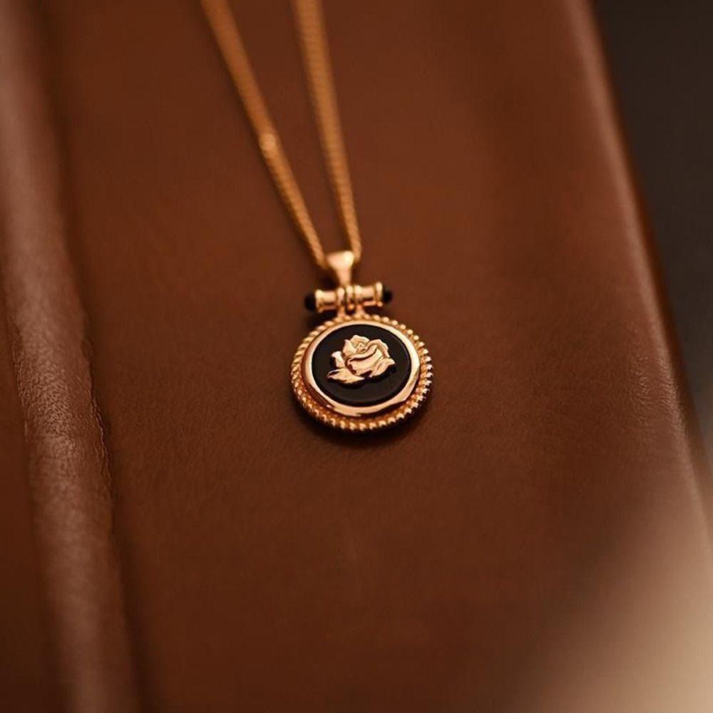 Mxbeauty Wanita Kalung Hadiah Ulang Tahun Menawan Mewah Rose Liontin Perhiasan Pernikahan Retro Klavikula Rantai