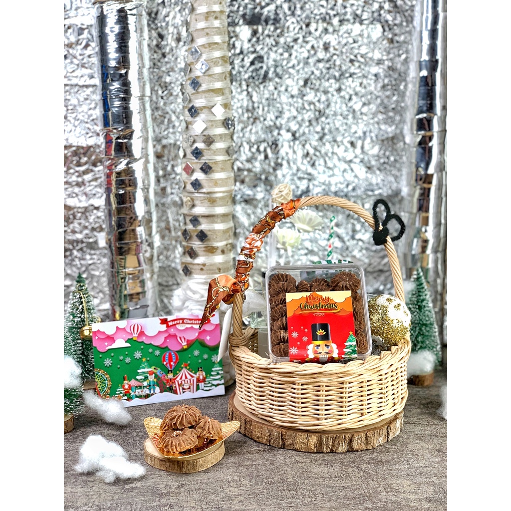 

Ready Chirstmas Hampers/ Kado Natal/ Christmas Gift Murah Kue Kering