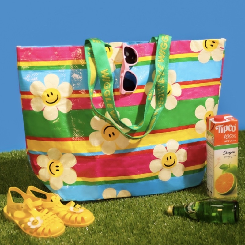 WIGGLE WIGGLE - Tarpaulin Shopping Bag (M &amp; L)