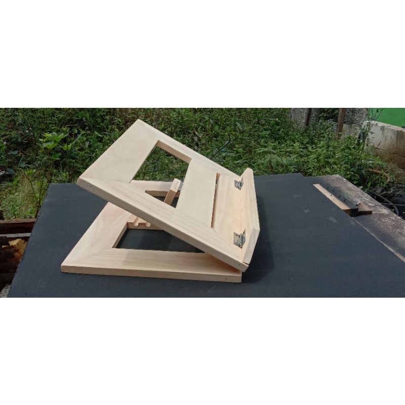 Book Stand/dudukan untuk membaca buku
