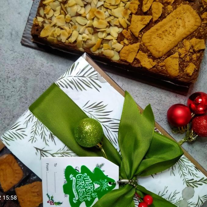 

Fudgy brownies hampers