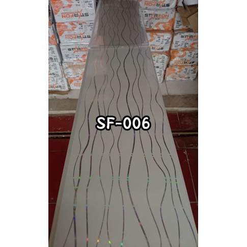 Plafon PVC Starfon Motif Putih Garis Salur Gloss