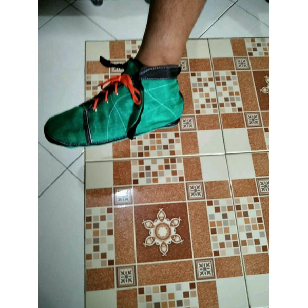 sepatu sawah/keong