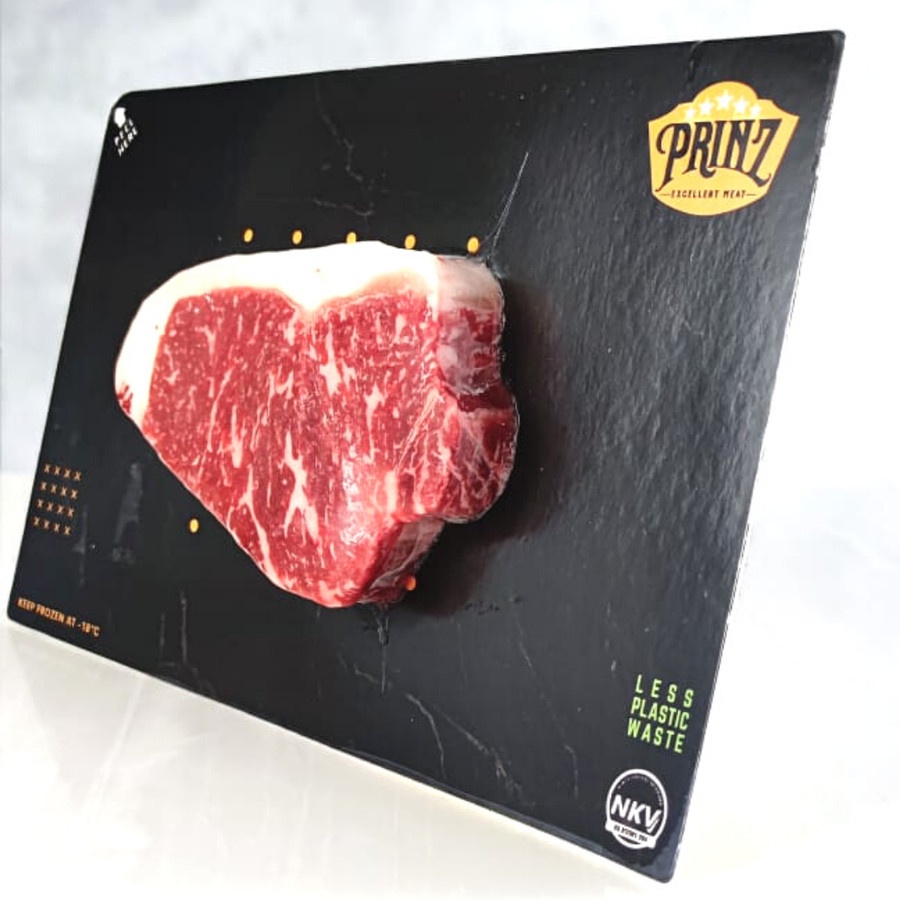 

PRINZ Skin Vacuumed Sumatran Wagyu Beef Sirloin MB6+ 200gr