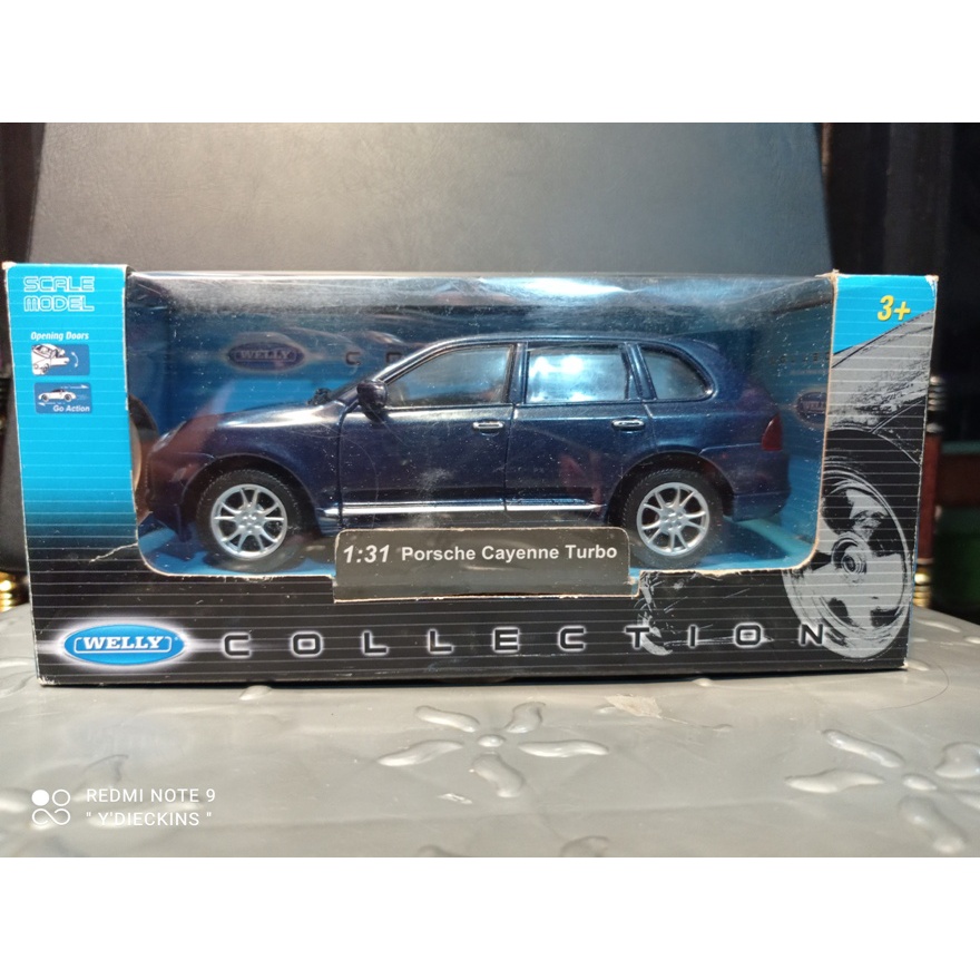 Diecast Welly Porsche Cayenne Turbo - Dark Blue