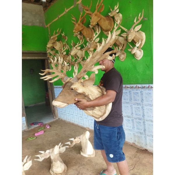 Patung kayu kepala rusa jumbo