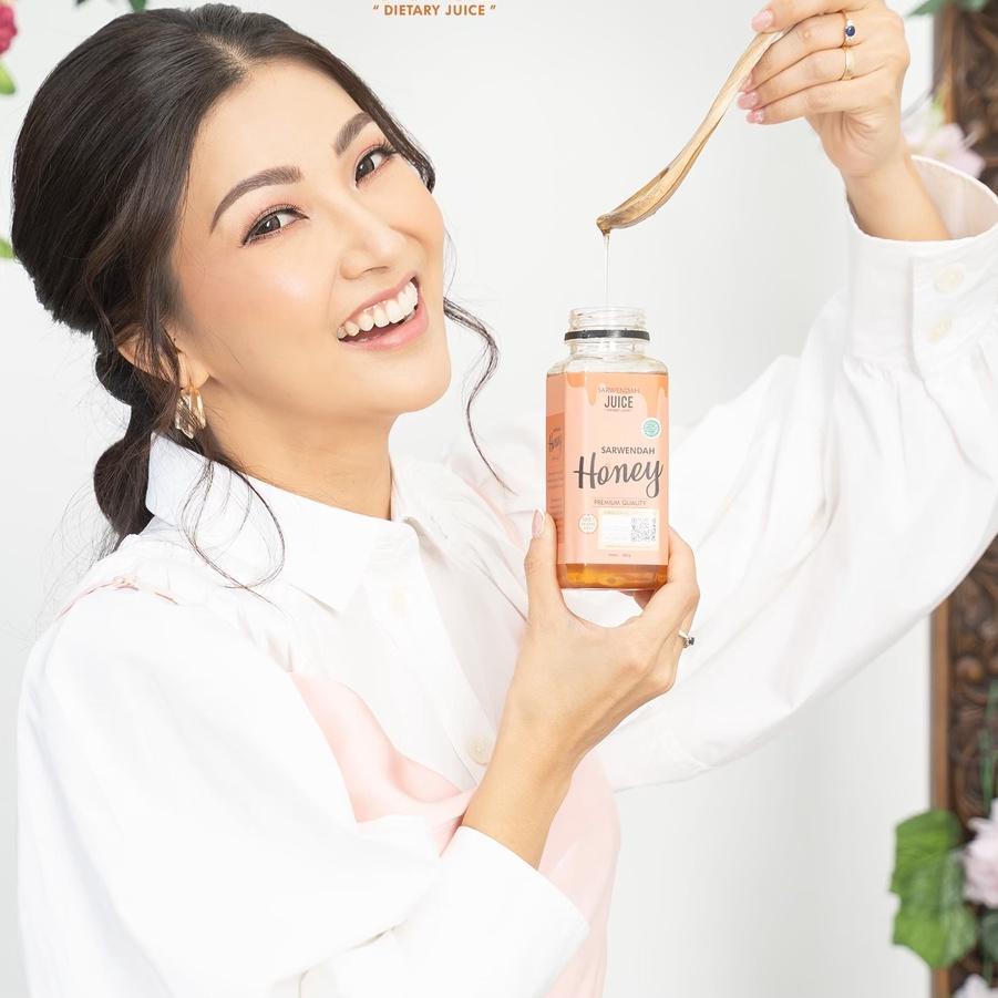 

Diskon✔️[ HONEY ] SARWENDAH HONEY / MADU ASLI DAN ALAMI BY SARWENDAH JUICE|SQ7