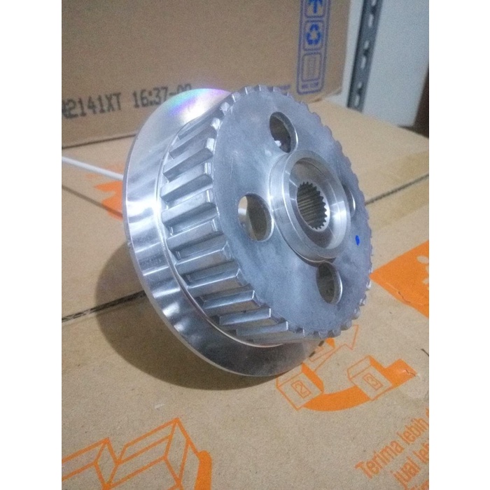 Dudukan Kampas Kopling Honda CBR150R Lokal Pertama K45A ORIGINAL HGP.