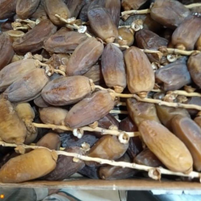 

PROMO KURMA TUNISIA TANGKAI 1KG BEST SELLER RTH694GTR
