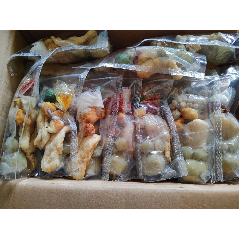 

Baso aci JUMBO// PAKET HEMAT 11 BUNGKUS Baso aci isi ayam instan