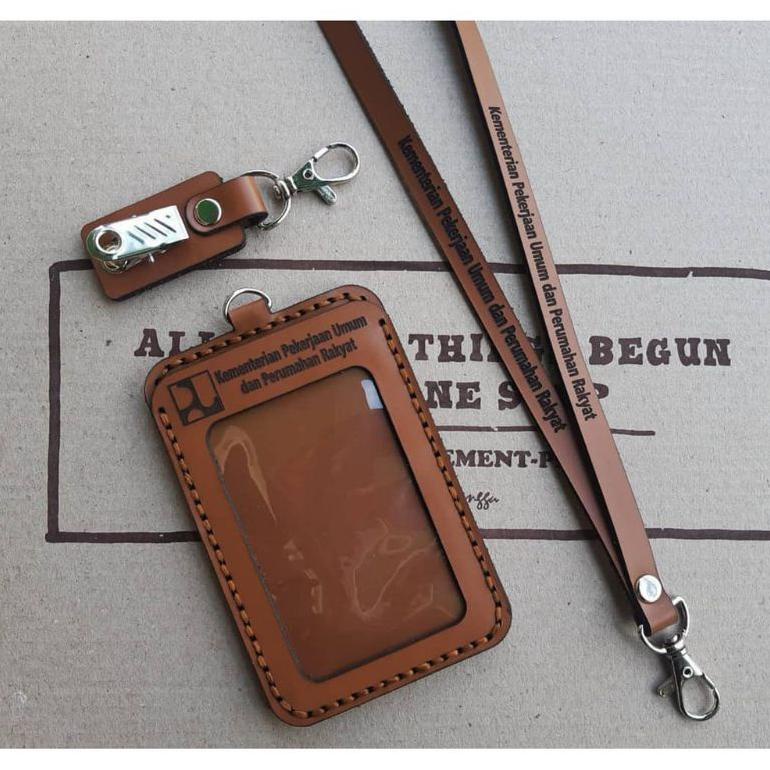 

ID CARD HOLDER KULIT ASLI - GANTUNGAN KARTU KULIT - NAME TAG KULIT CUSTOM LOGO PUPR TERLARISS...,,,,,
