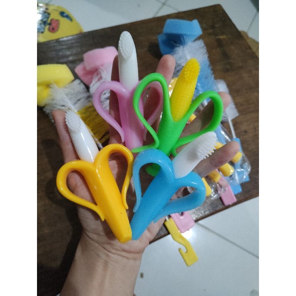 Teether Banana gigitan pisang sikat full silicon BPa free gigitan bayi teether bayi teether pisang teether jagung