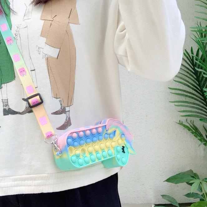

Segera Miliki [ READY STOK ] Kotak Pensil Pop It Anak Unicorn Selempang Ter.