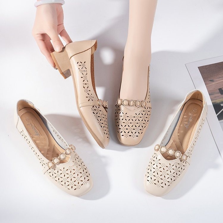 Sepatu Kerja Perempuan Import Sendal Hak Chunky Wanita Retro Kekinian Spatu Kerja Cewek Berongga Import SK-037