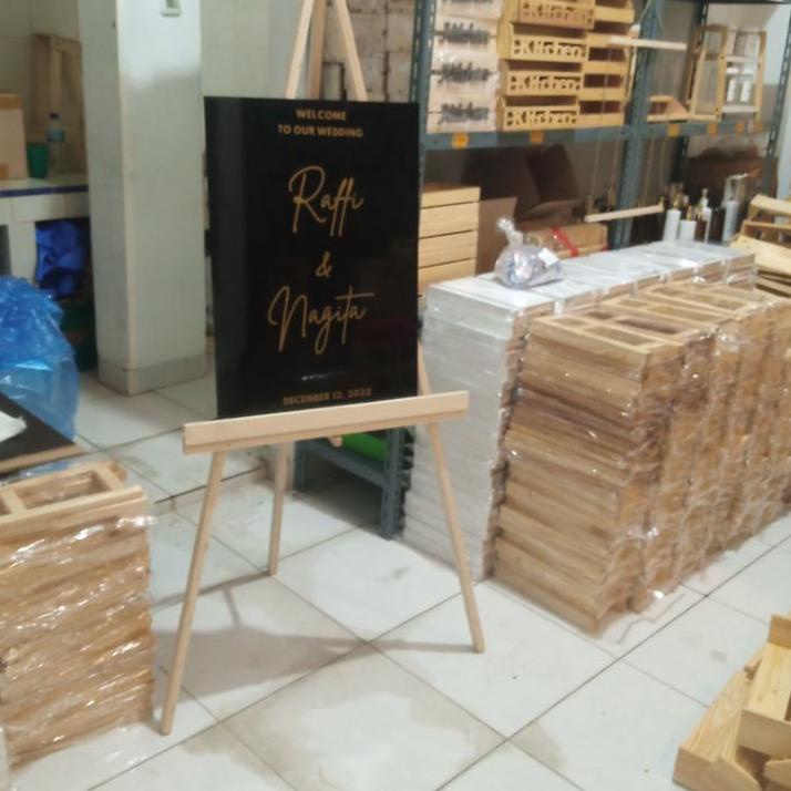 

➥Terbaru STANDING KAYU JATI BLANDA 120x60/ EASEL LUKIS TRIPOD/ PENYANGGA AKRILIK WOODEN [KJS]