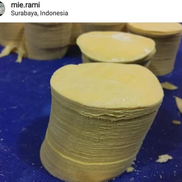 

PROMO SPESIAL Kulit Siomay Bulat (Dimsum) 500gram, +/-100 lembar ❁ 850