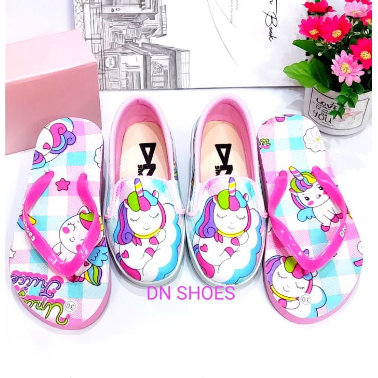 Paket Sepatu Anak Perempuan Sepatu dan Sandal Anak Slip On dan Sandal Jepit Anak Perempuan Murah Lucu Karakter Unicorn Pink Juice