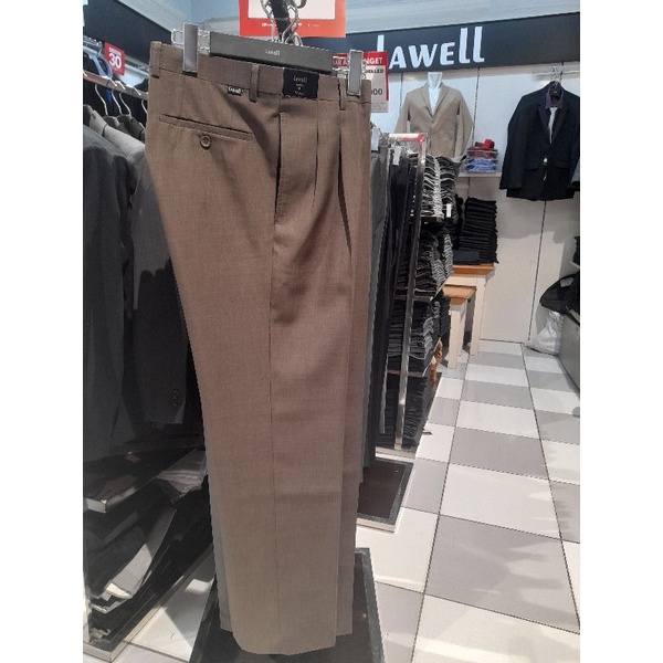 Lawell:- celana formal dari lawell keren dan nyaman dipakai