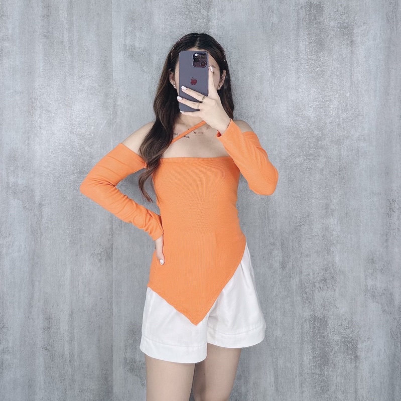 Off shoulder longsleeve silang