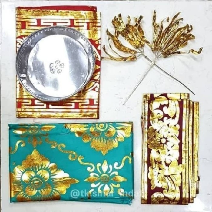 baju Bali tari pendet .anak